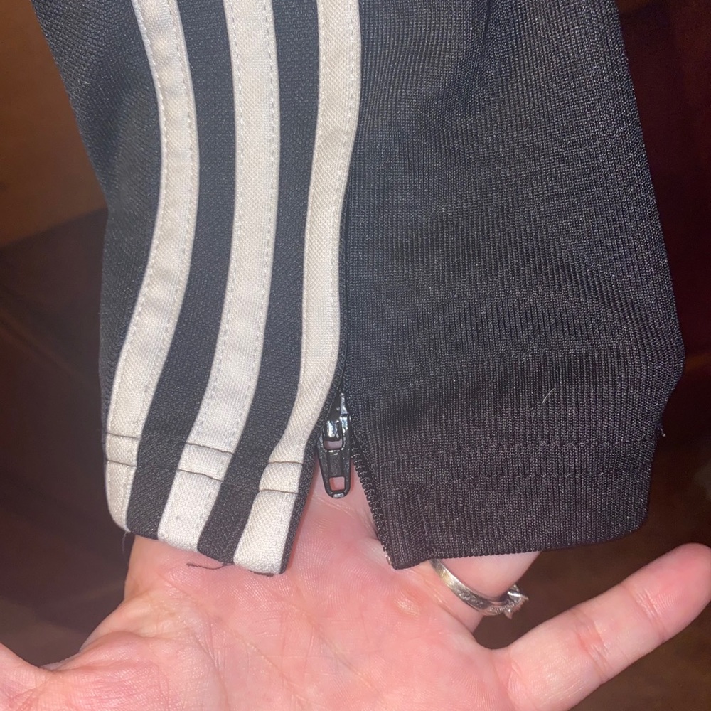 Adidas pants - Picture 2 of 4